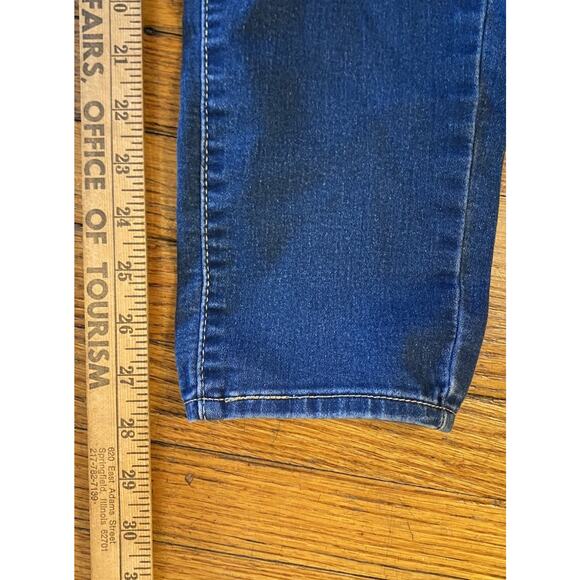 Levi Strauss Totally Shapping Slimming Jeans Women’s 14 32 X 32 Pull On Skinny - Picture 6 of 8